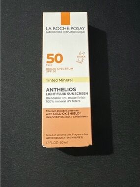 La Roche-Posay Tinted Mineral Sunscreen SPF 50
